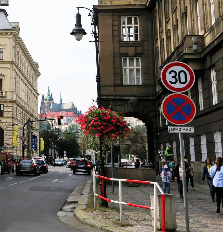 Old Town Square Superior Apartments - Valentin Prague Ngoại thất bức ảnh